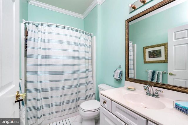 124 RIDGWAY DR, Bordentown, NJ 08505