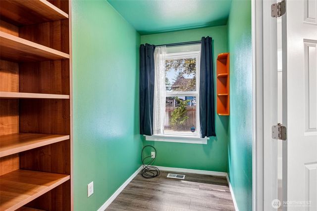 811 S 88th Street, Tacoma, WA 98444