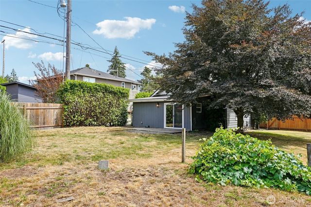 811 S 88th Street, Tacoma, WA 98444