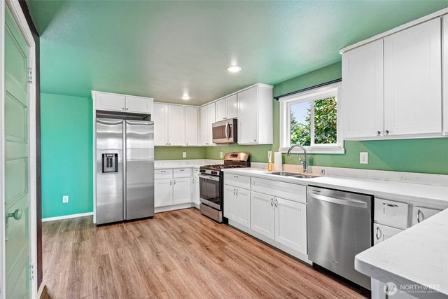 811 S 88th Street, Tacoma, WA 98444
