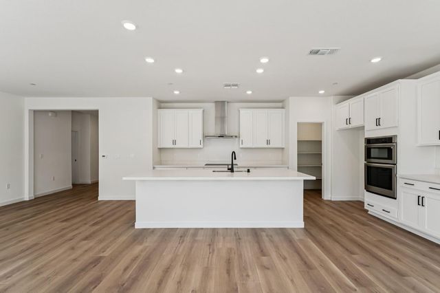 7890 Stone Ranch Dr, Cameron Park, CA 95682