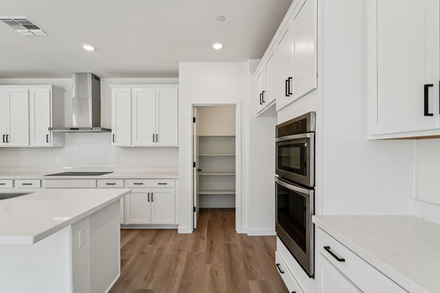 7890 Stone Ranch Dr, Cameron Park, CA 95682