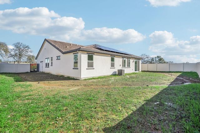 7890 Stone Ranch Dr, Cameron Park, CA 95682