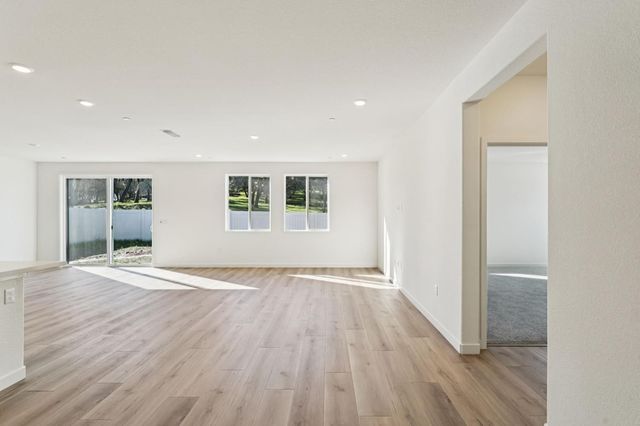 7890 Stone Ranch Dr, Cameron Park, CA 95682