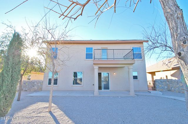 516 Cactus Crossing Drive, Horizon City, TX 79928