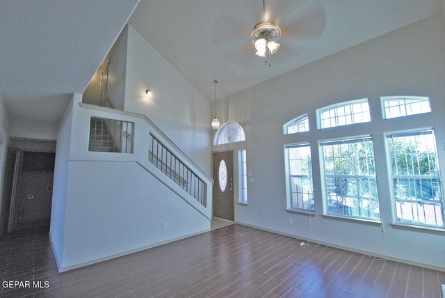 516 Cactus Crossing Drive, Horizon City, TX 79928