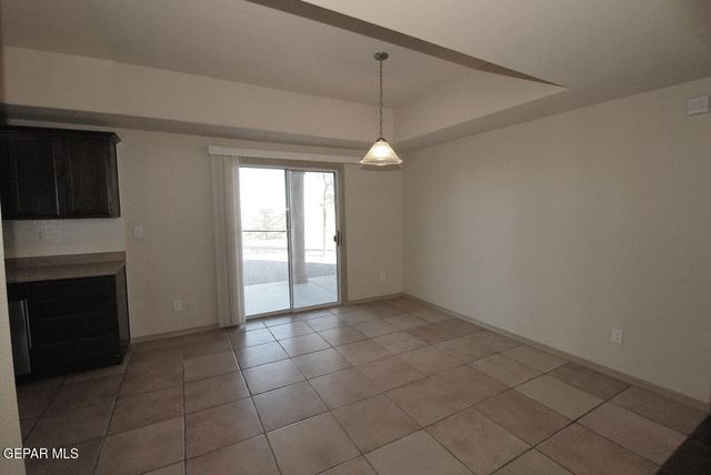 516 Cactus Crossing Drive, Horizon City, TX 79928