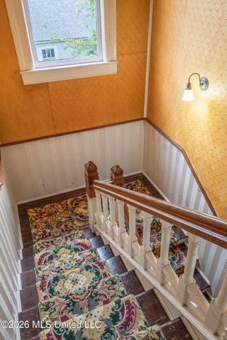 200 Saint Charles Avenue, Natchez, MS 39120