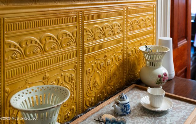 200 Saint Charles Avenue, Natchez, MS 39120