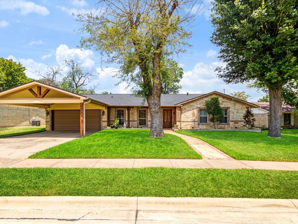 1616 Springbrook Street, Mesquite, TX 75149