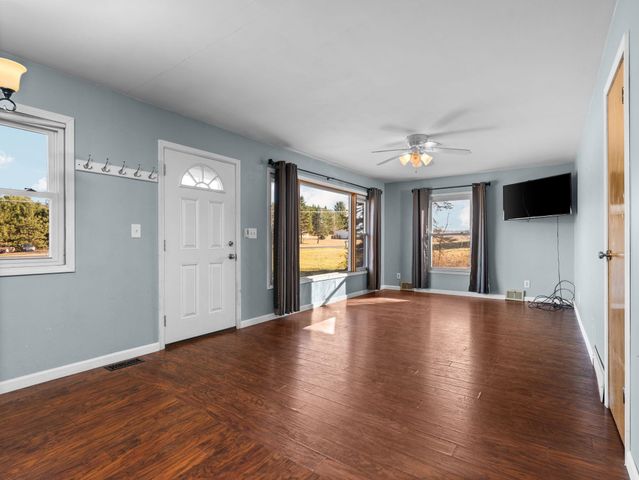 8684 S 45 Road, Cadillac, MI 49601