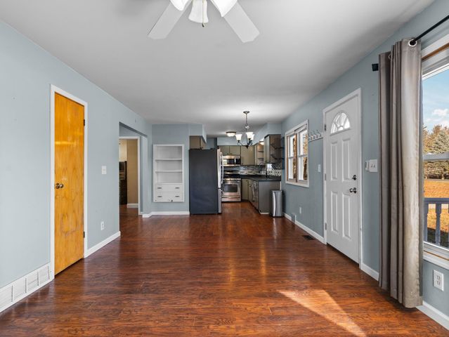 8684 S 45 Road, Cadillac, MI 49601