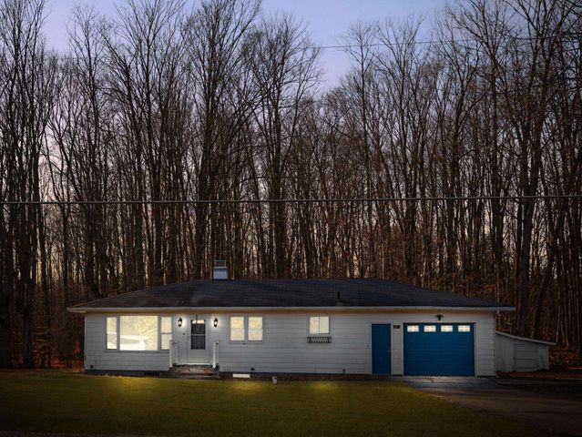 8684 S 45 Road, Cadillac, MI 49601