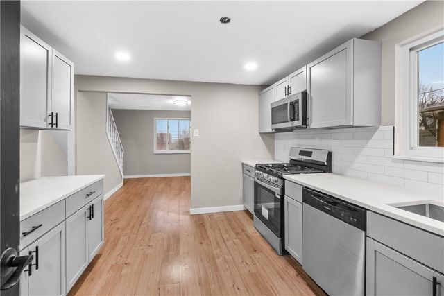 117 Clay Dr, Penn Hills, PA 15235