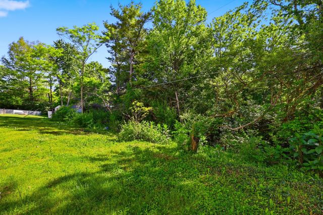 3124-3126 High Ridge Drive, Lexington, KY 40517