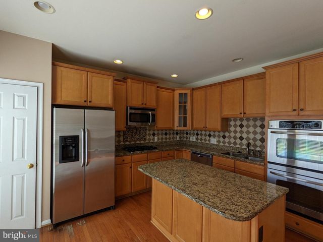 43313 STONEGARDEN TER, Broadlands, VA 20148