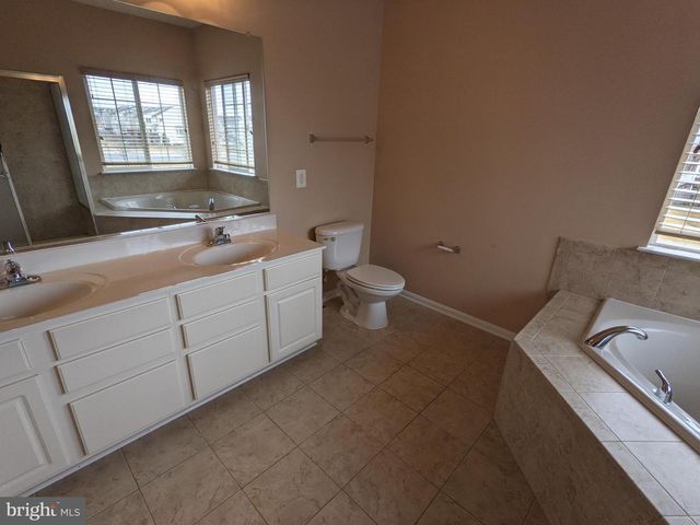 43313 STONEGARDEN TER, Broadlands, VA 20148