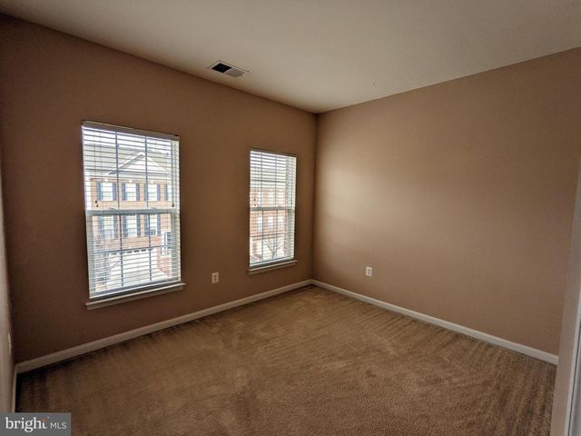 43313 STONEGARDEN TER, Broadlands, VA 20148