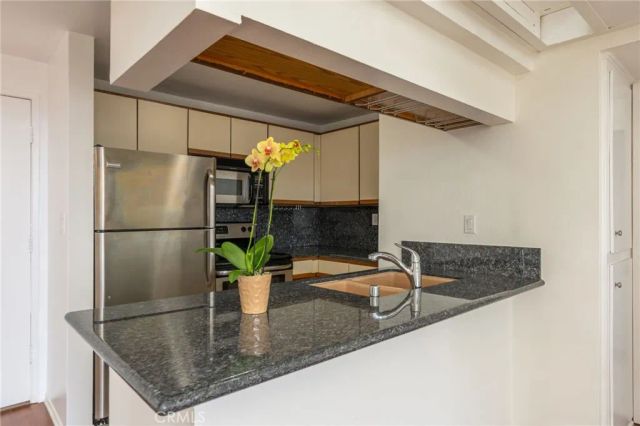 1440 Veteran Avenue 601, Los Angeles, CA 90024