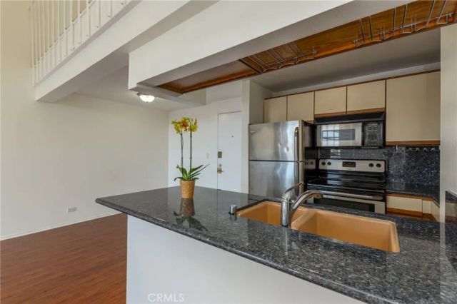 1440 Veteran Avenue 601, Los Angeles, CA 90024