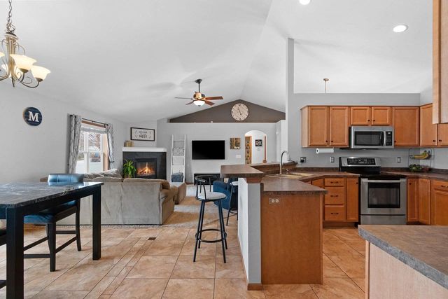 1012 TANA LANE, Menasha, WI 54952