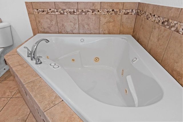 1012 TANA LANE, Menasha, WI 54952