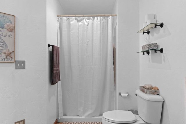 1012 TANA LANE, Menasha, WI 54952