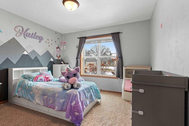 1012 TANA LANE, Menasha, WI 54952