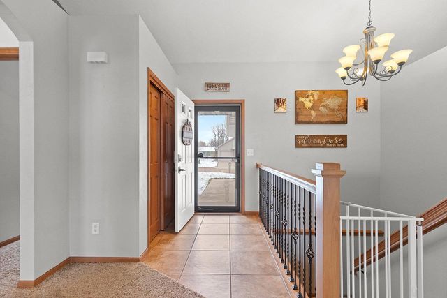 1012 TANA LANE, Menasha, WI 54952