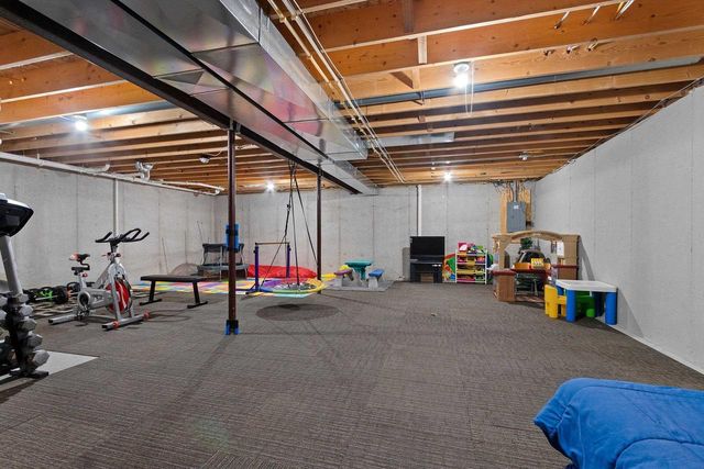 1012 TANA LANE, Menasha, WI 54952