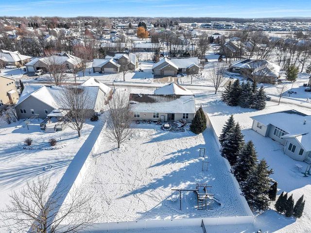 1012 TANA LANE, Menasha, WI 54952