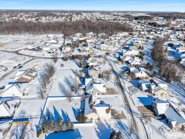 1012 TANA LANE, Menasha, WI 54952