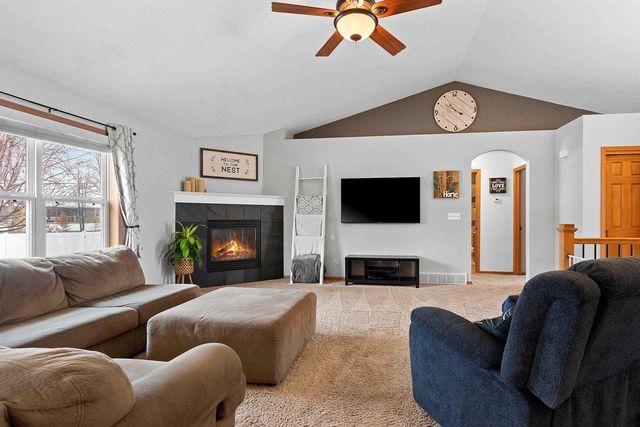 1012 TANA LANE, Menasha, WI 54952