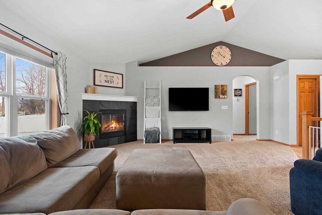 1012 TANA LANE, Menasha, WI 54952