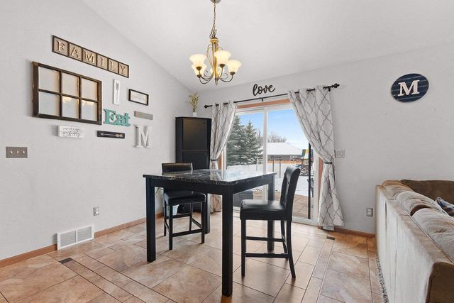 1012 TANA LANE, Menasha, WI 54952