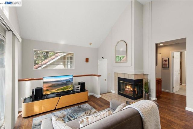 7350 Cronin Cir, Dublin, CA 94568
