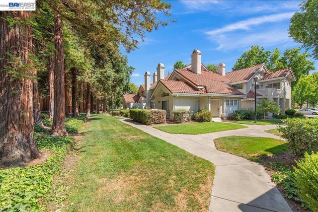7350 Cronin Cir, Dublin, CA 94568