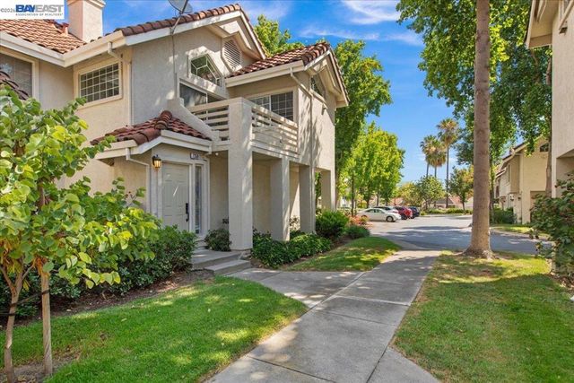 7350 Cronin Cir, Dublin, CA 94568