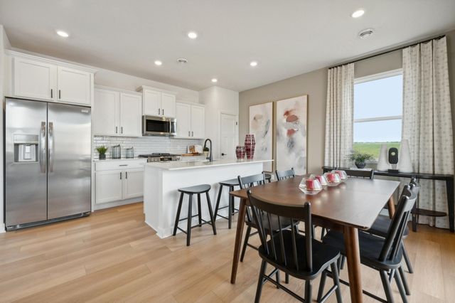 10773 Hemingway Avenue S, Cottage Grove, MN 55016