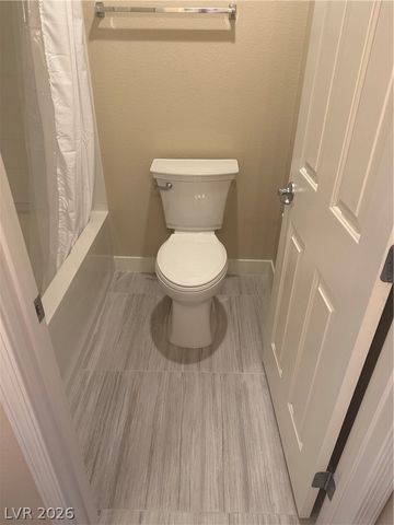 11402 Newton Commons Drive 101, Las Vegas, NV 89135