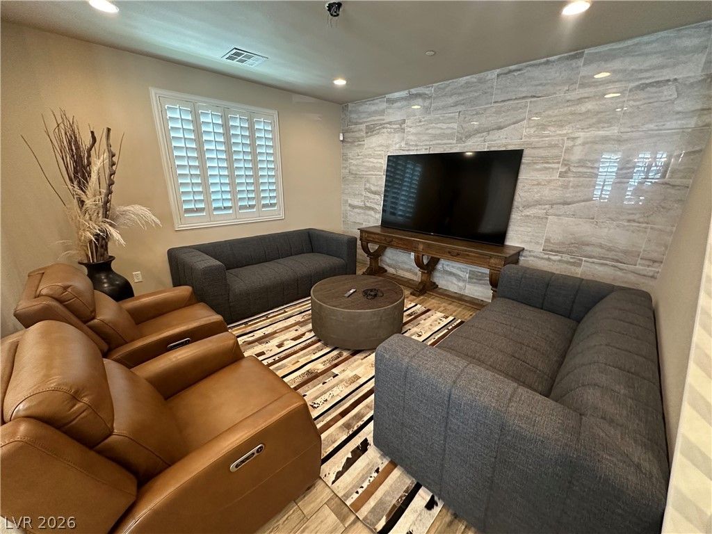 11402 Newton Commons Drive 101, Las Vegas, NV 89135