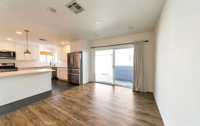 11613 Haynes Street, North Hollywood, CA 91606