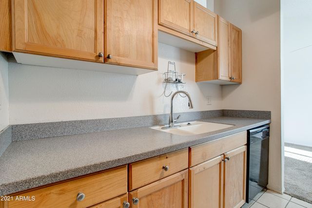 7550 N 12th Street Unit 230, Phoenix, AZ 85020