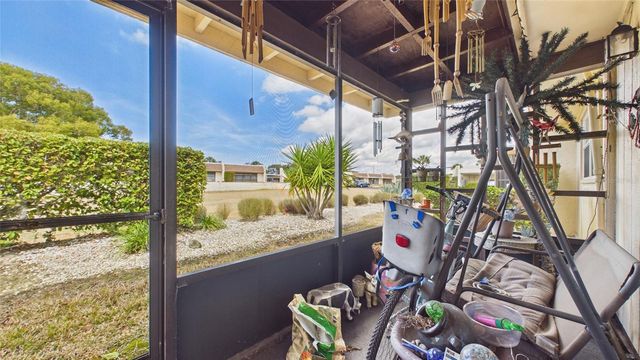 11117 PEMBRIDGE COURT 2, Port Richey, FL 34668