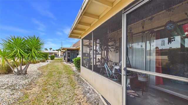 11117 PEMBRIDGE COURT 2, Port Richey, FL 34668