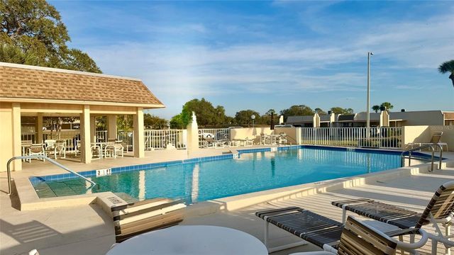 11117 PEMBRIDGE COURT 2, Port Richey, FL 34668