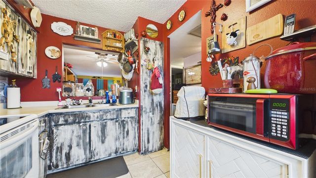 11117 PEMBRIDGE COURT 2, Port Richey, FL 34668