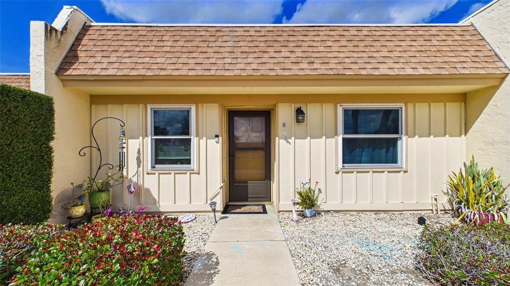 11117 PEMBRIDGE COURT 2, Port Richey, FL 34668