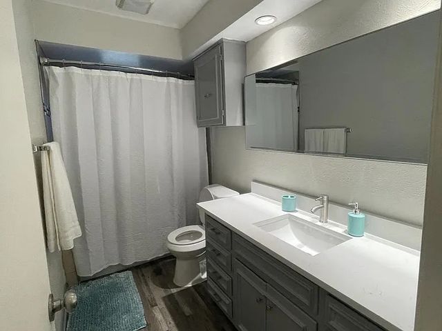 3701 W Rochelle Road, Irving, TX 75062