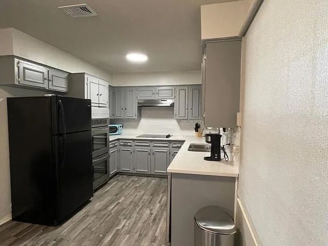 3701 W Rochelle Road, Irving, TX 75062